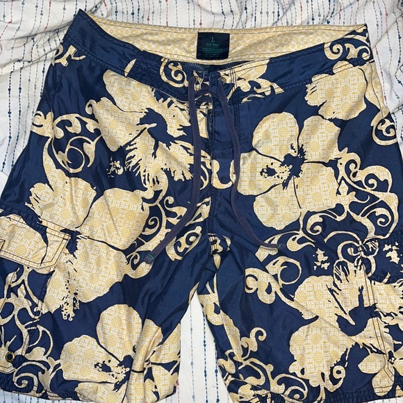 Bundle of 2 swim trunks, lined Large, GAP/Aropost - Picture 3 of 3